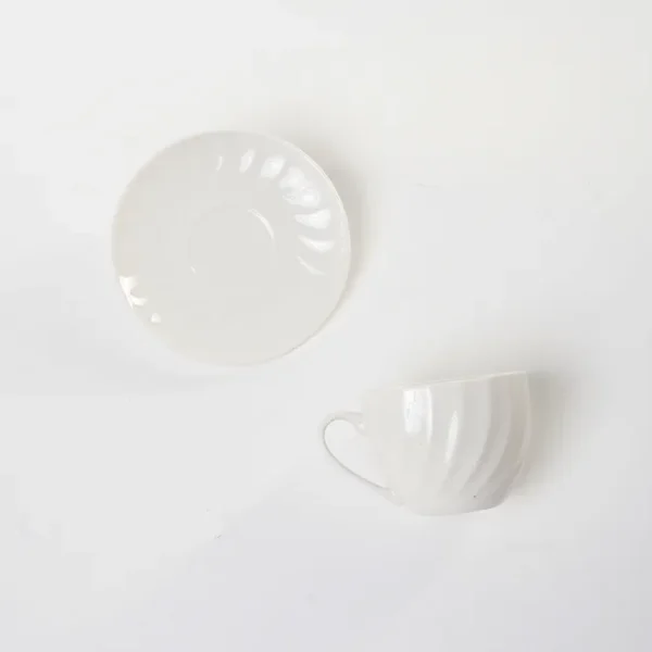 modern-custom-tea-set-white-glaze-ceramic-coffee-cup-and-saucer-wholesale-1