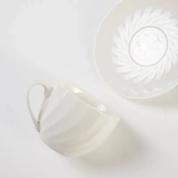 modern-custom-tea-set-white-glaze-ceramic-coffee-cup-and-saucer-wholesale-5