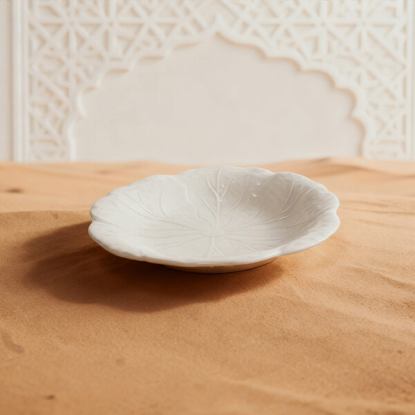 Wholesale Ceramic Plate with Cabbage Series Relief Patterns, Custom Restraunt Dinnerware - Image 5
