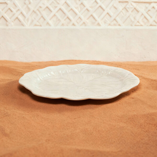 Wholesale Ceramic Plate with Cabbage Series Relief Patterns, Custom Restraunt Dinnerware - Image 3