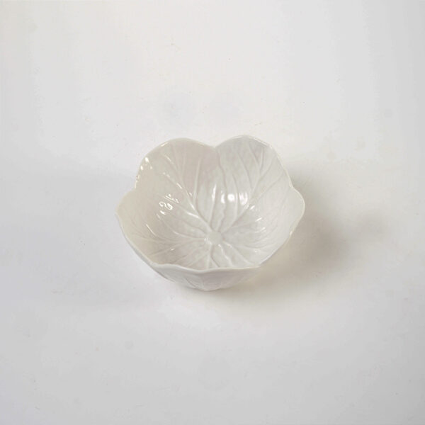 Wholesale Ceramic Plate with Cabbage Series Relief Patterns, Custom Restraunt Dinnerware - Image 5