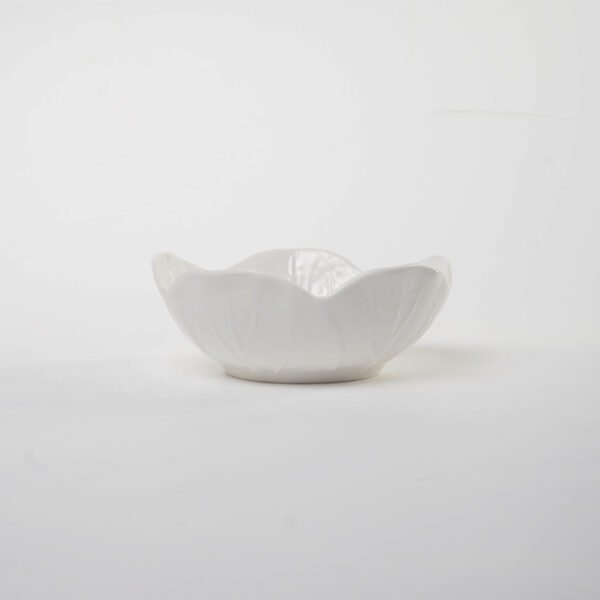 Wholesale Ceramic Plate with Cabbage Series Relief Patterns, Custom Restraunt Dinnerware