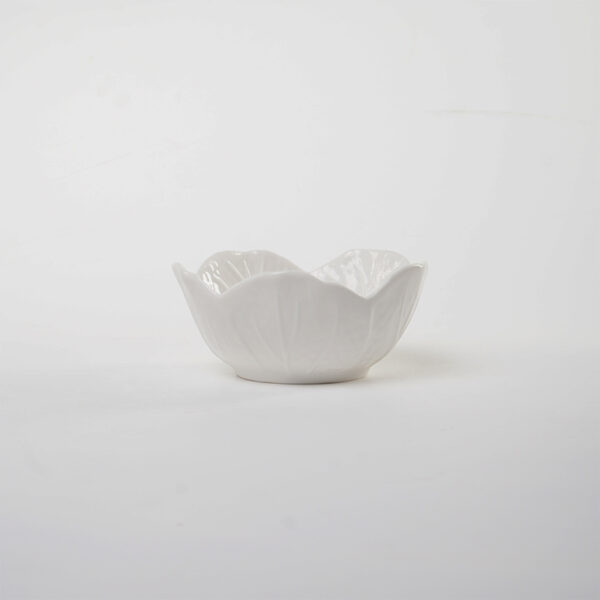Wholesale Ceramic Plate with Cabbage Series Relief Patterns, Custom Restraunt Dinnerware