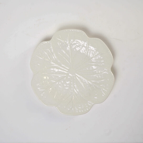Wholesale Ceramic Plate with Cabbage Series Relief Patterns, Custom Restraunt Dinnerware